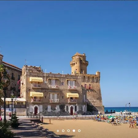 Villa Giovanni *